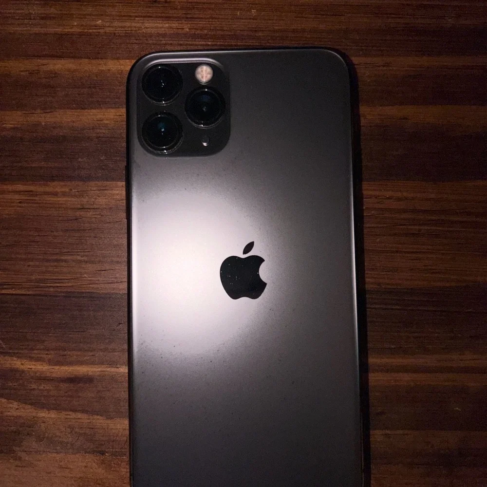 Apple iPhone - Dark Gray